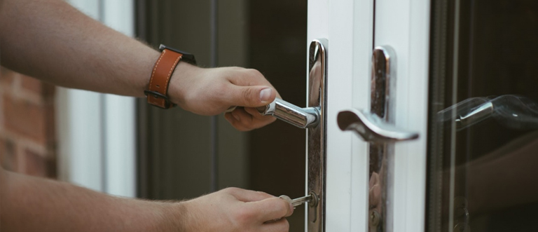 24 hour key locksmith Pomona
